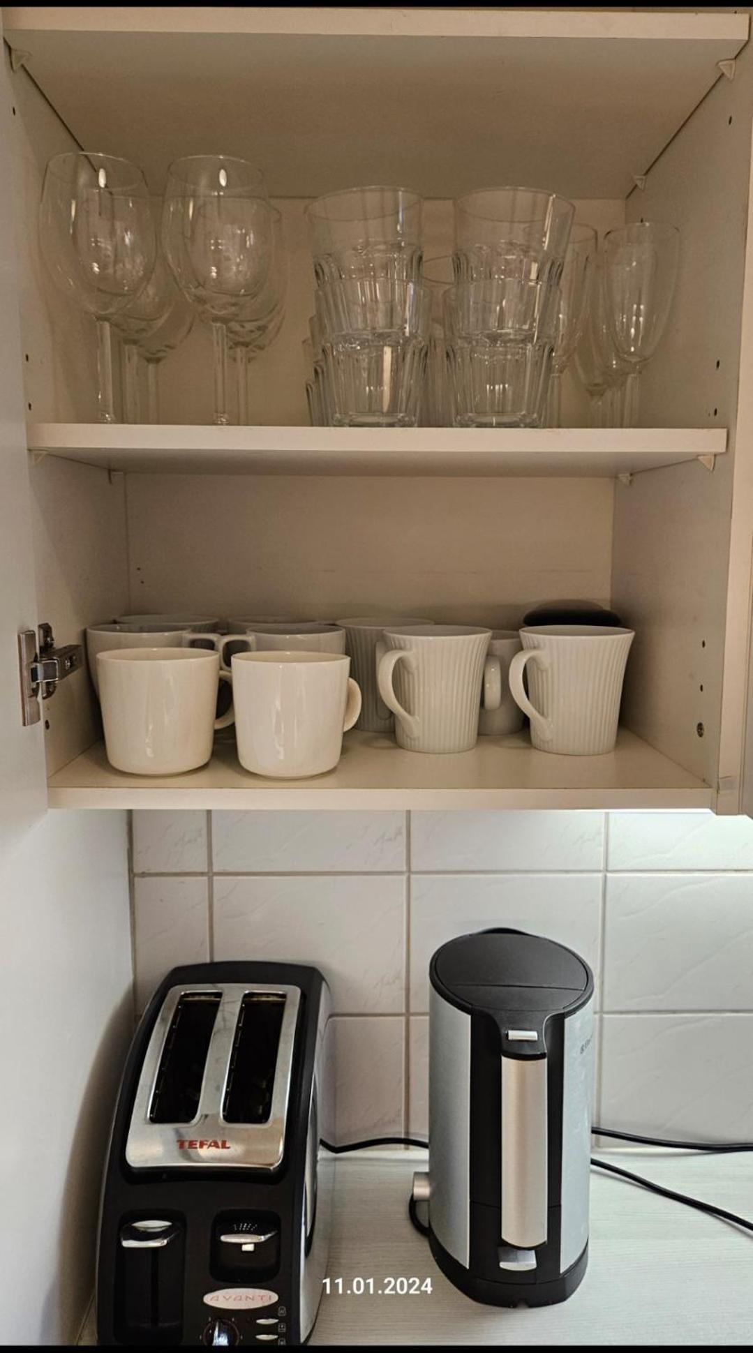 Leilighet Floor 51m2, Balcony, 150 M Wifi, Free Own Parking Place, 300m Metro Helsingfors